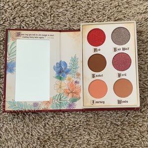Story Book Cosmetics Eyeshadow Pallet